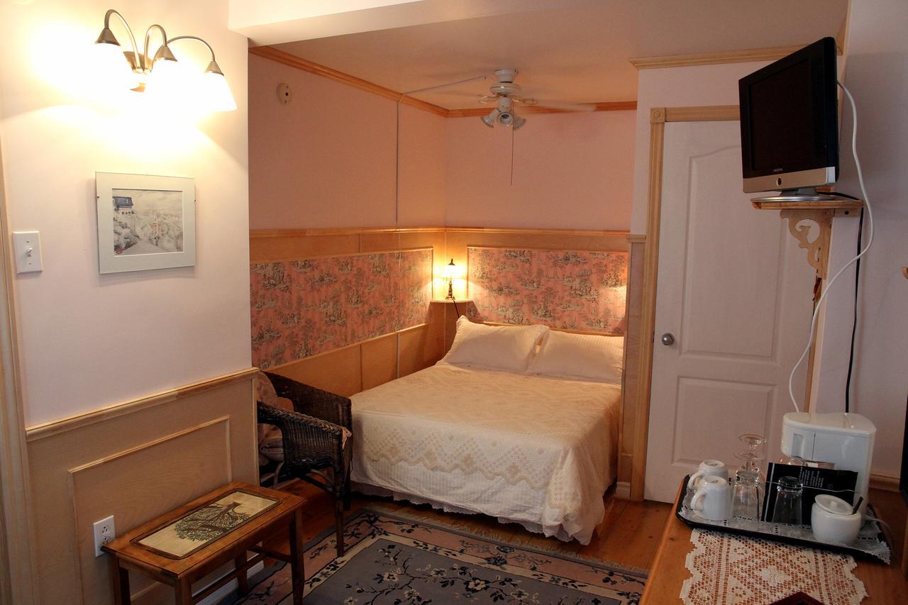 Auberge Des Cevennes L'Anse-Saint-Jean Ngoại thất bức ảnh