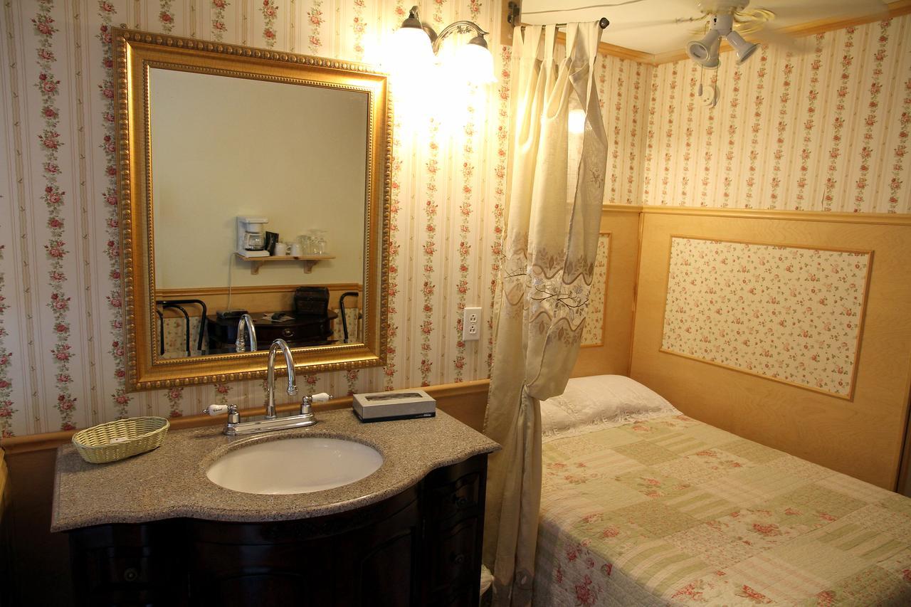 Auberge Des Cevennes L'Anse-Saint-Jean Ngoại thất bức ảnh