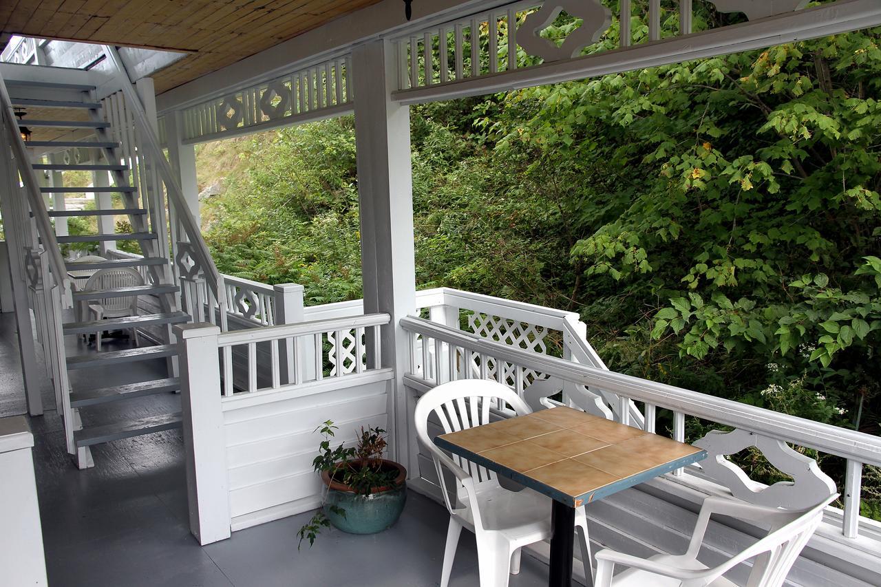 Auberge Des Cevennes L'Anse-Saint-Jean Ngoại thất bức ảnh