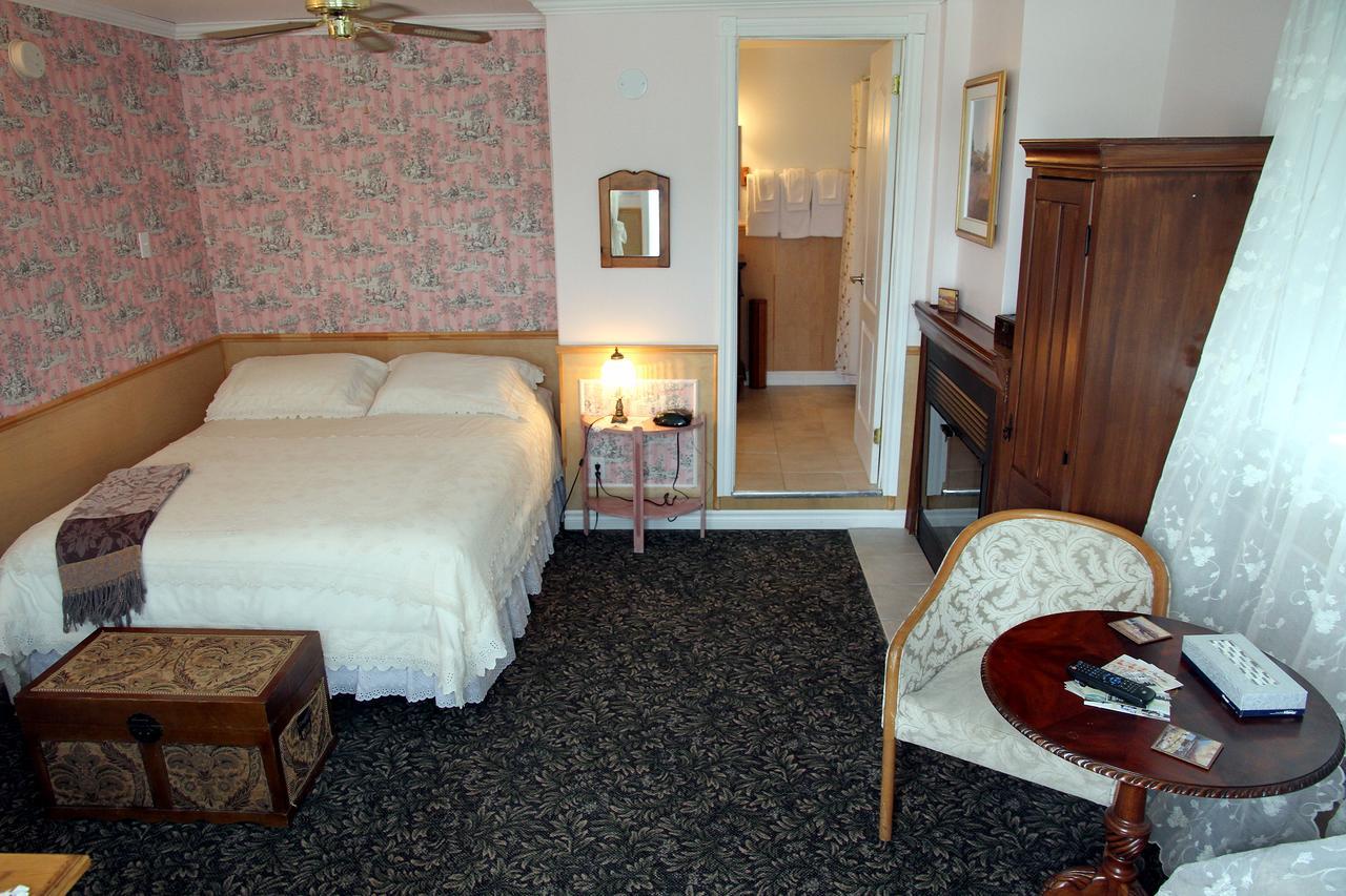 Auberge Des Cevennes L'Anse-Saint-Jean Ngoại thất bức ảnh