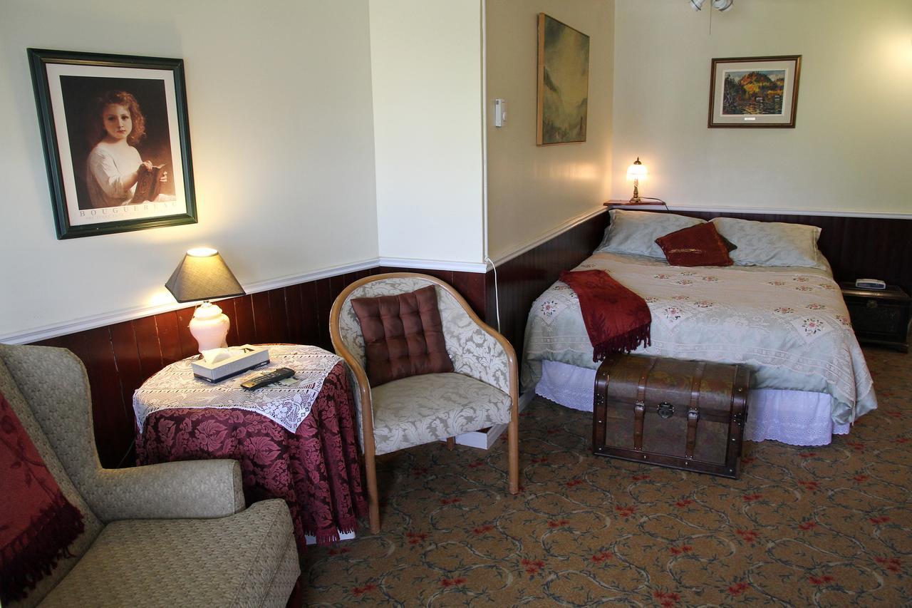 Auberge Des Cevennes L'Anse-Saint-Jean Ngoại thất bức ảnh
