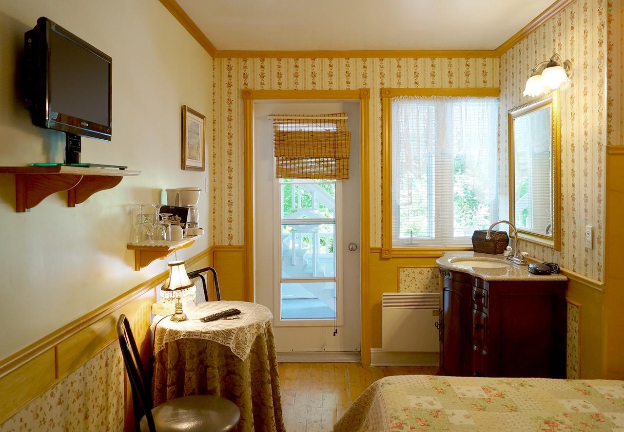 Auberge Des Cevennes L'Anse-Saint-Jean Ngoại thất bức ảnh